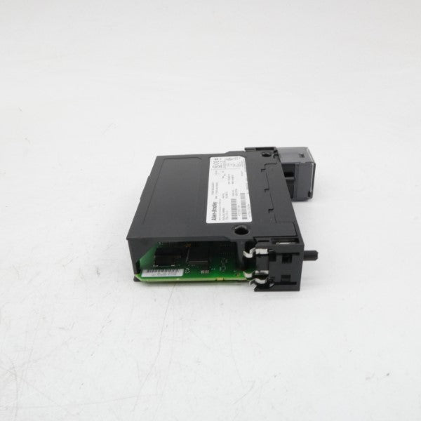 ALLEN BRADLEY 1756-IF8 SER. A F/W 1.5 24VDC NSMP