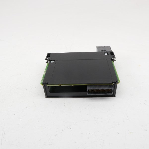 ALLEN BRADLEY 1756-IF8 SER. A F/W 1.005 24VDC NSMP