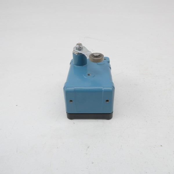 MICRO SWITCH OPAR141 125VAC NSNP