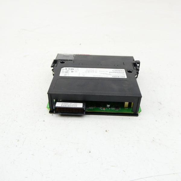 ALLEN BRADLEY 1756-OW16I SER. A F/W 3.003 24VDC NSNP