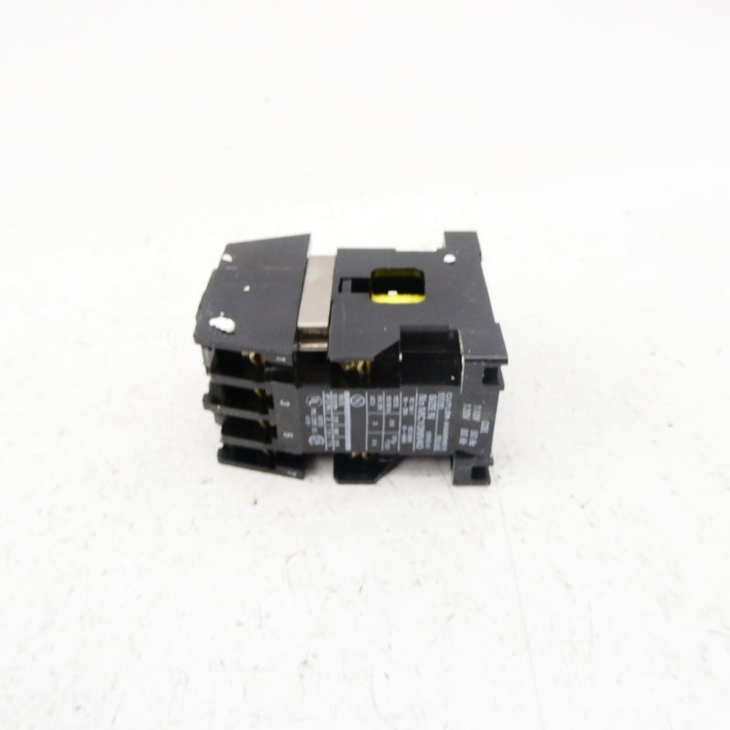 CUTLER HAMMER MC10NN40 110/120V NSMP