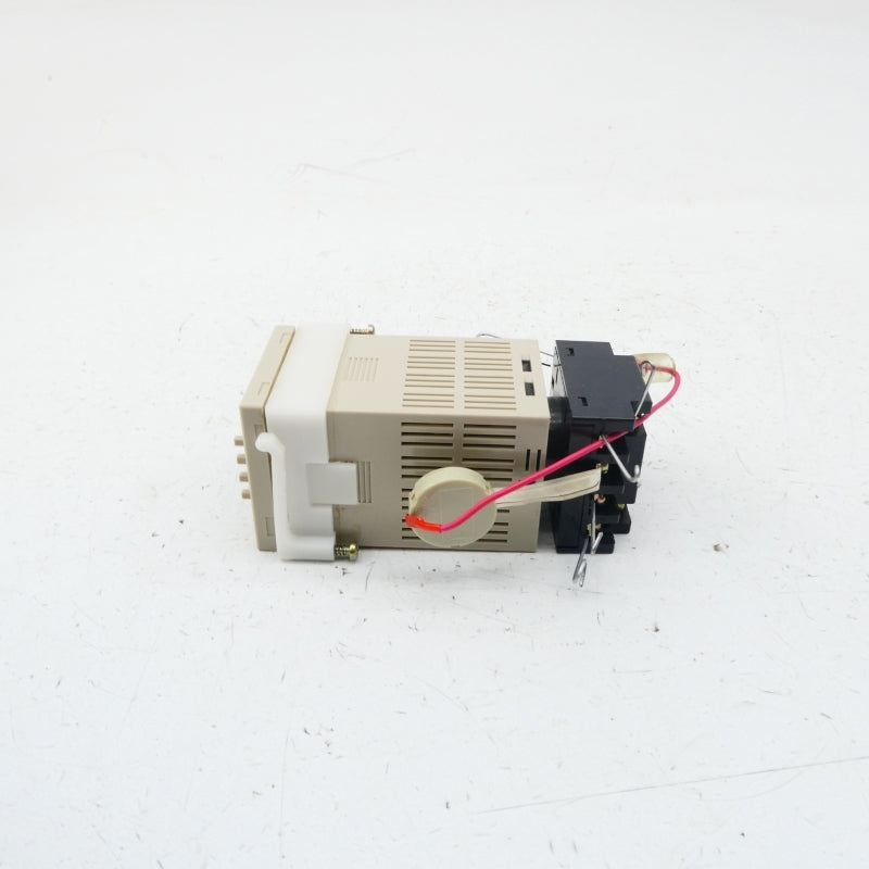 OMRON H5CN-XDNM 100-240VAC UNMP