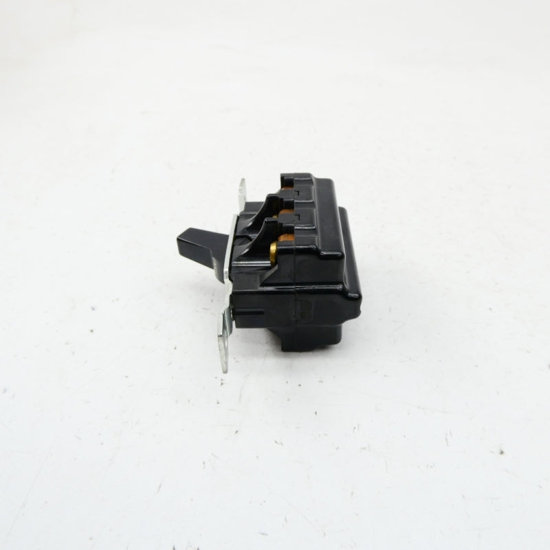 SWITCH 7810-U 600V NSNP