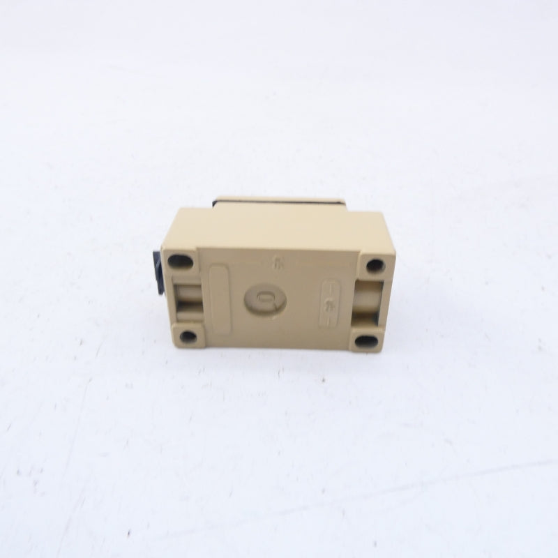 RC RCL-301 300VAC (AS PICTURED) NSNP