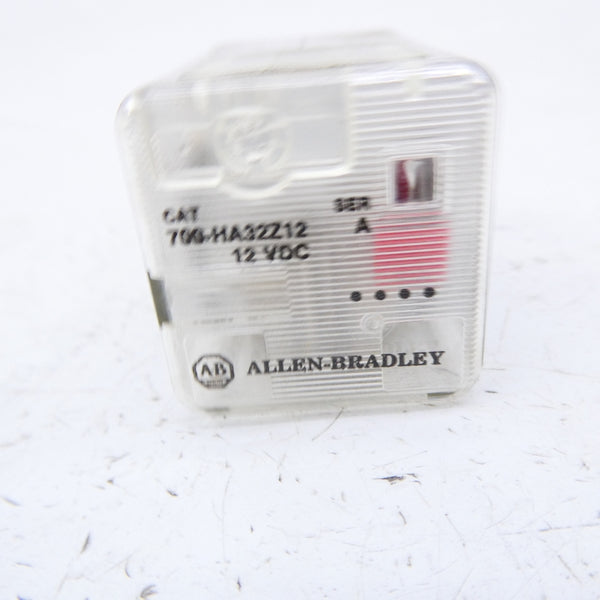 ALLEN BRADLEY 700-HA32Z12 SER. A 12VDC 10A (BK/YL) NSMP