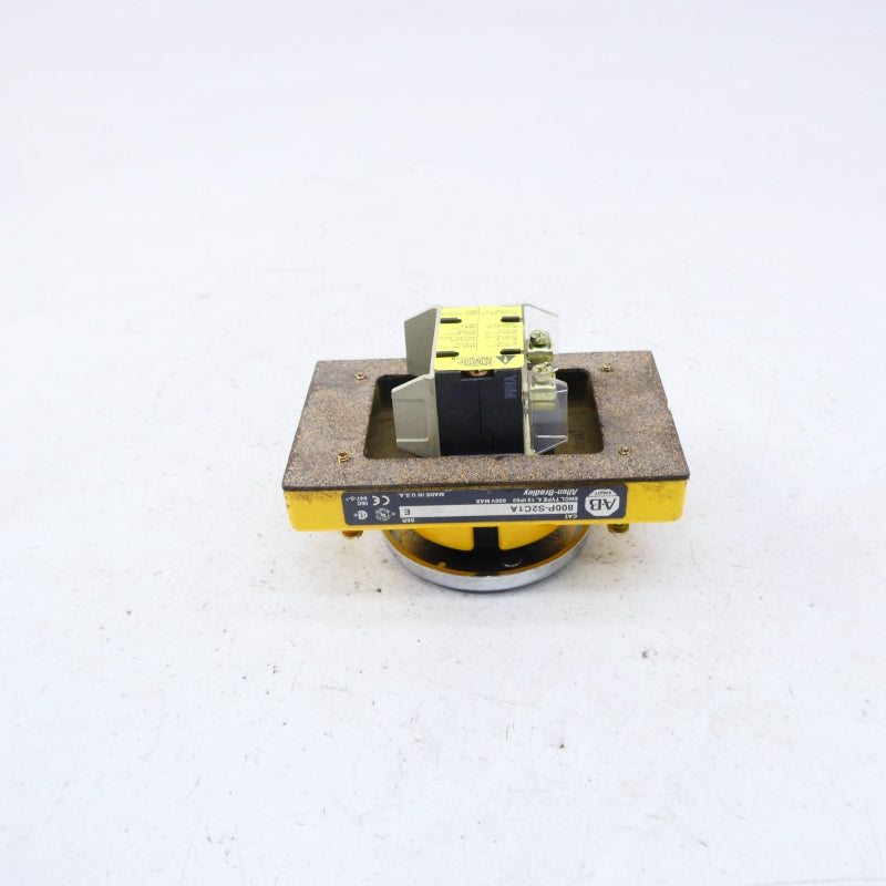 ALLEN BRADLEY 800P-S2C1A SER. E 600V NSNP