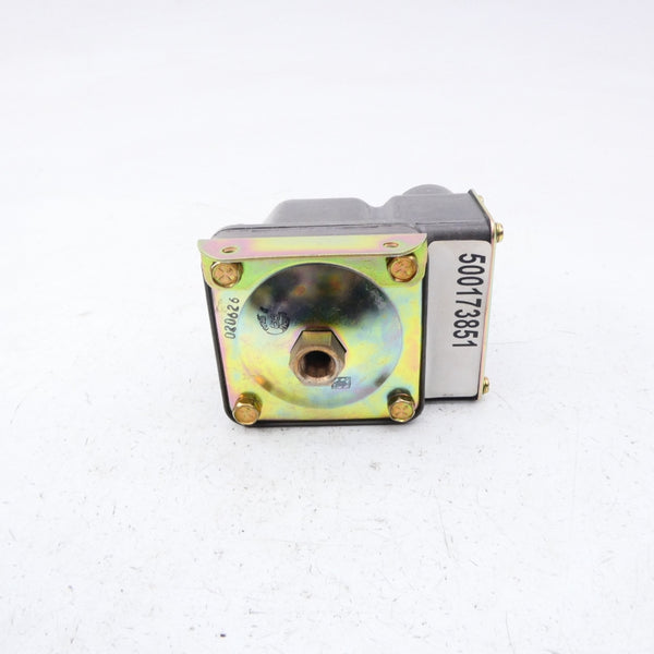 BARKSDALE D2T-A80SS 480VAC 3A .5-80PSI NSNP