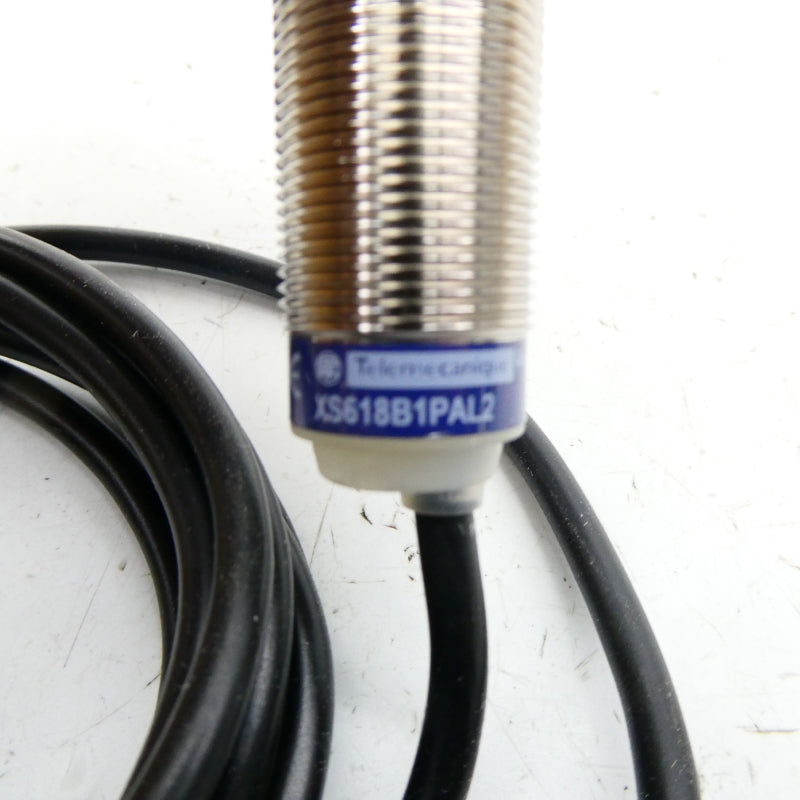 TELEMECANIQUE XS618B1PAL2 12-48V NSMP