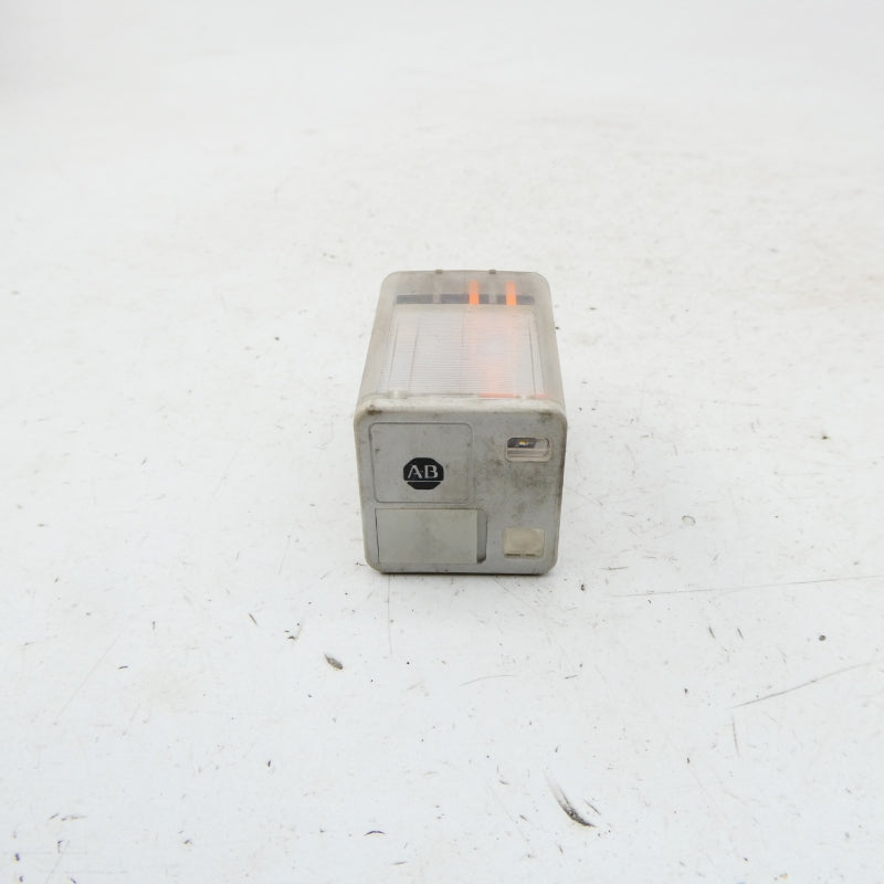 ALLEN BRADLEY 700-HB33Z24 SER. B 24VDC NSNP