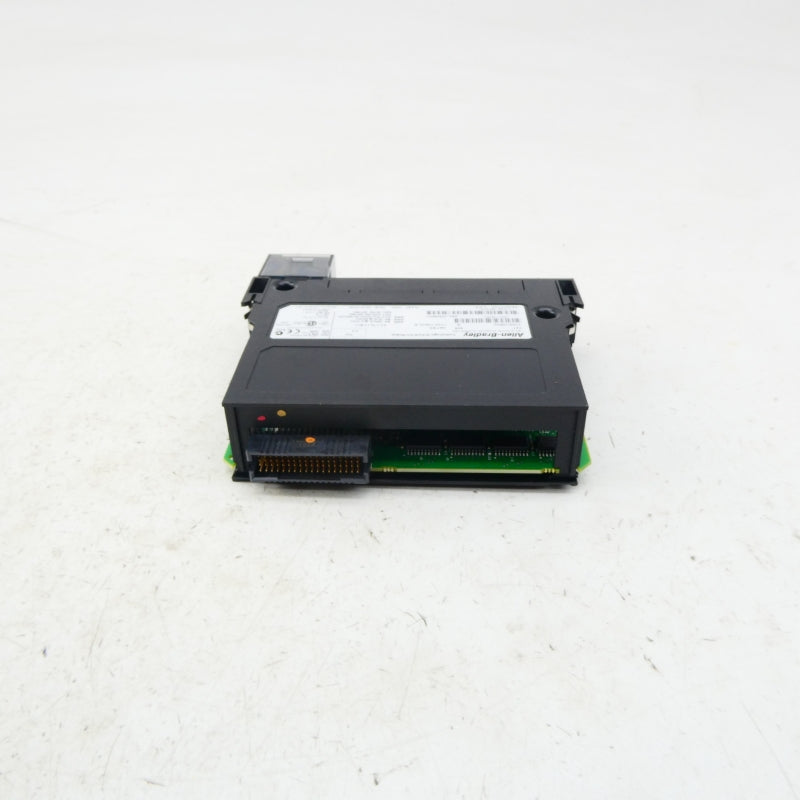 ALLEN BRADLEY 1756-OB32 SER. A F/W 3.2 NSMP