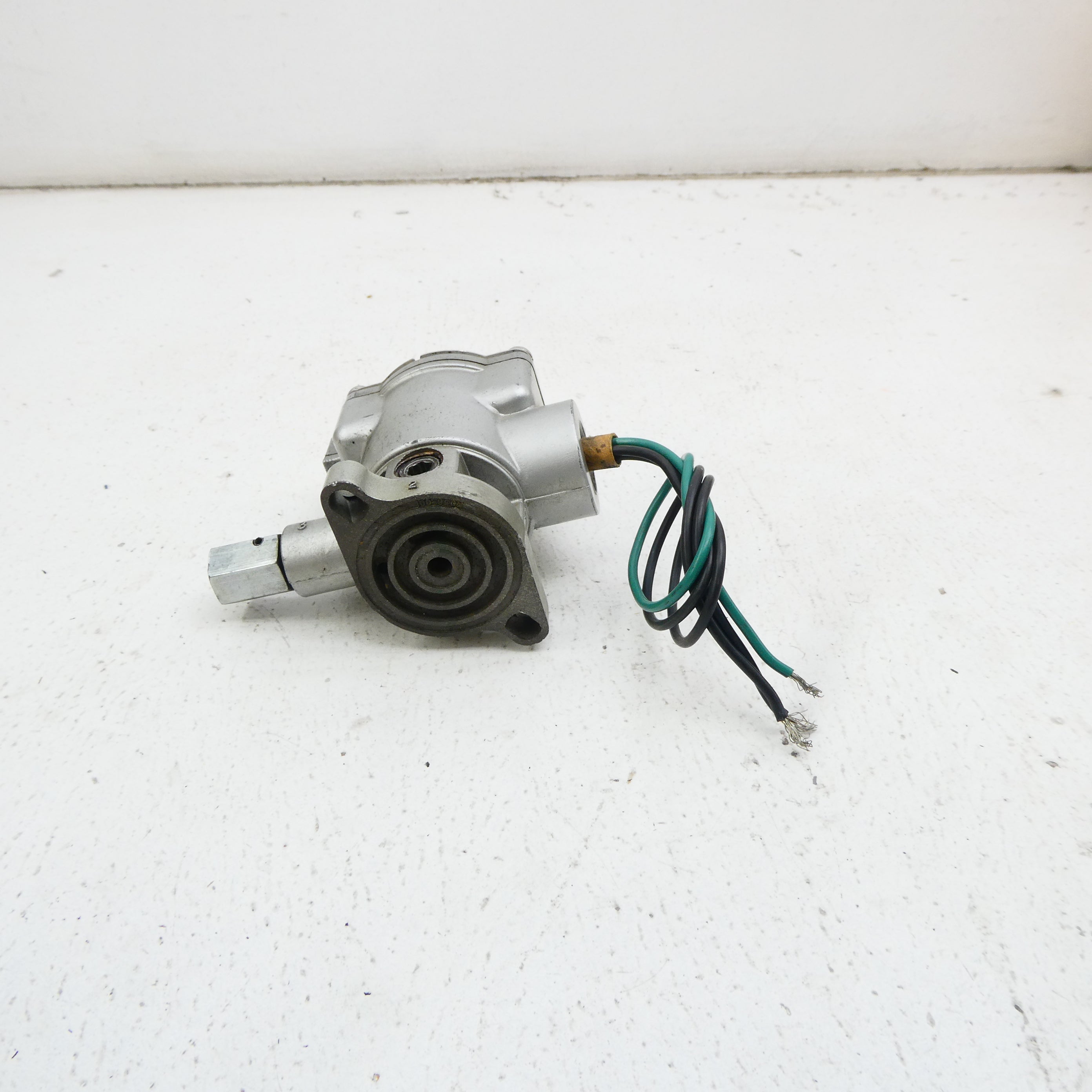 SCHRADER BELLOWS K025303353 120V 130PSI NSNP