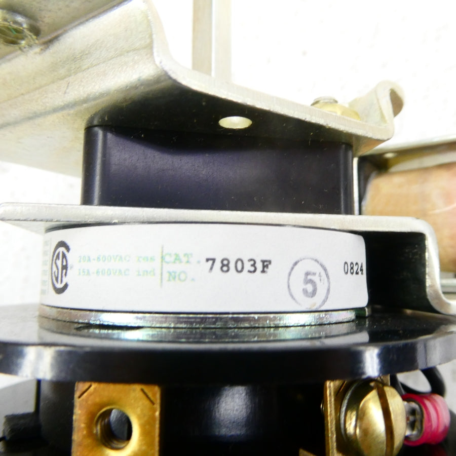 ELECTROSWITCH 7803F 600VAC 20A (AS PICTURED) NSNP