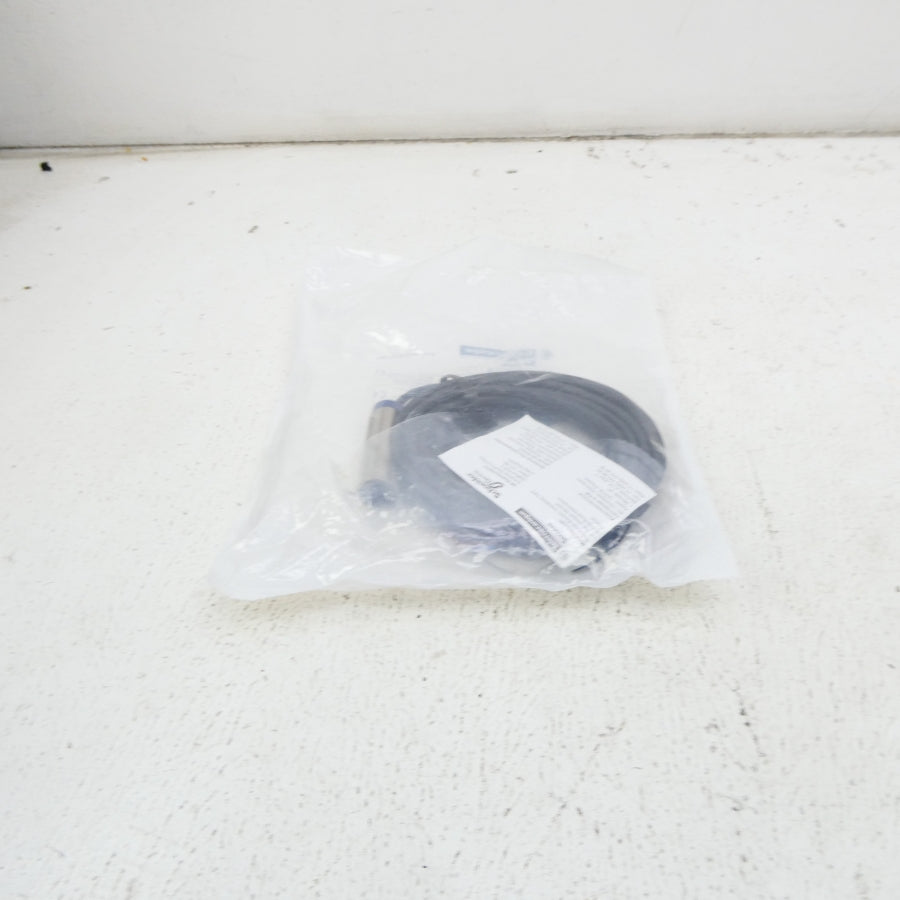 TELEMECANIQUE XS518B1MAL5 24-240V NSMP