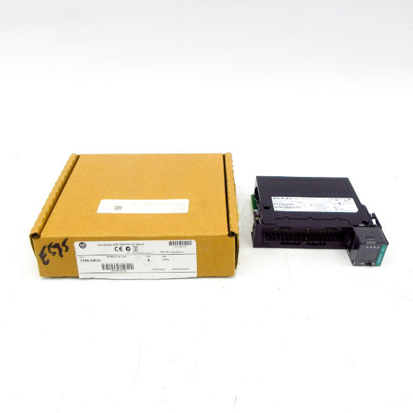 ALLEN BRADLEY 1756-OB32 SER. A F/W 3.002 12/24VDC NSMP
