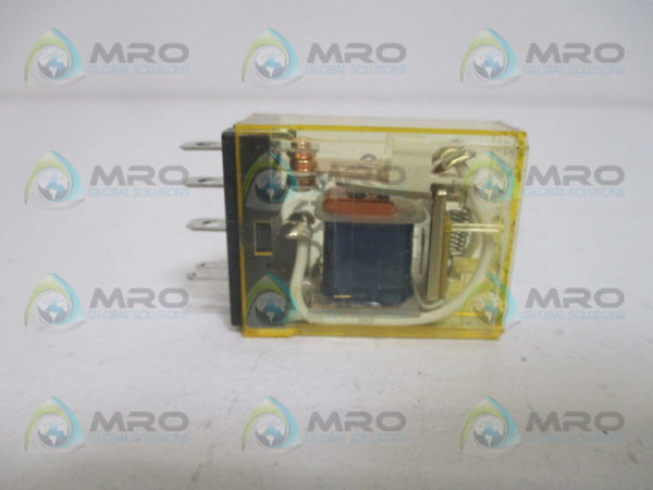 IDEC RH1B-UL RELAY 120VAC  UNMP