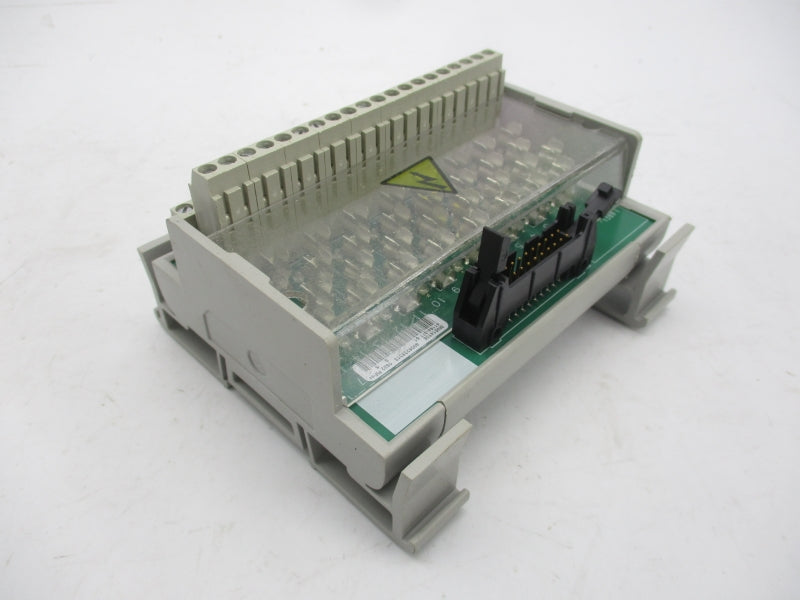 ALLEN BRADLEY 1492-IFM20F-F120A-2 SER. C 85-132VAC NSNP