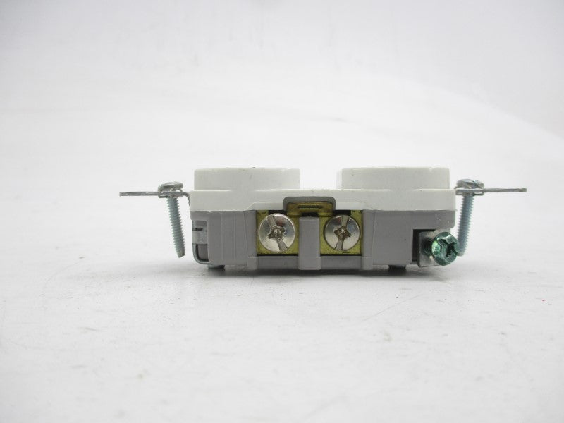 PASS & SEYMOUR CR20-W 125V 20A NSMP