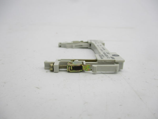 ALLEN BRADLEY 140-A210 SER. C 660V 6A UNMP