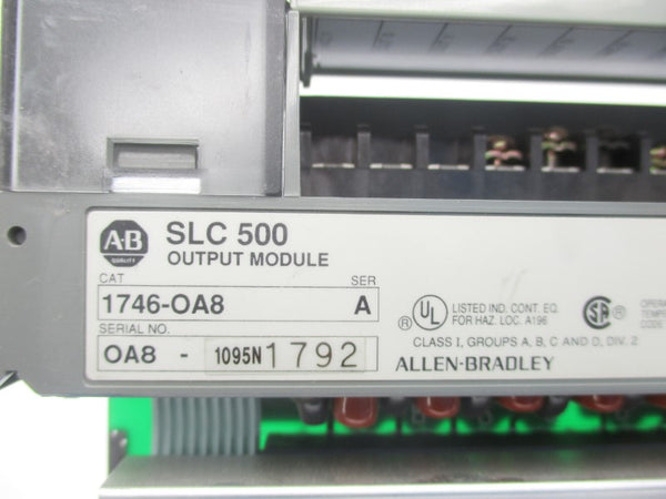 ALLEN BRADLEY 1746-OA8 SER. A 85-265VAC UNMP