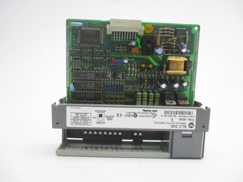 ALLEN BRADLEY 1746-NO4V SER. A 10VDC UNMP