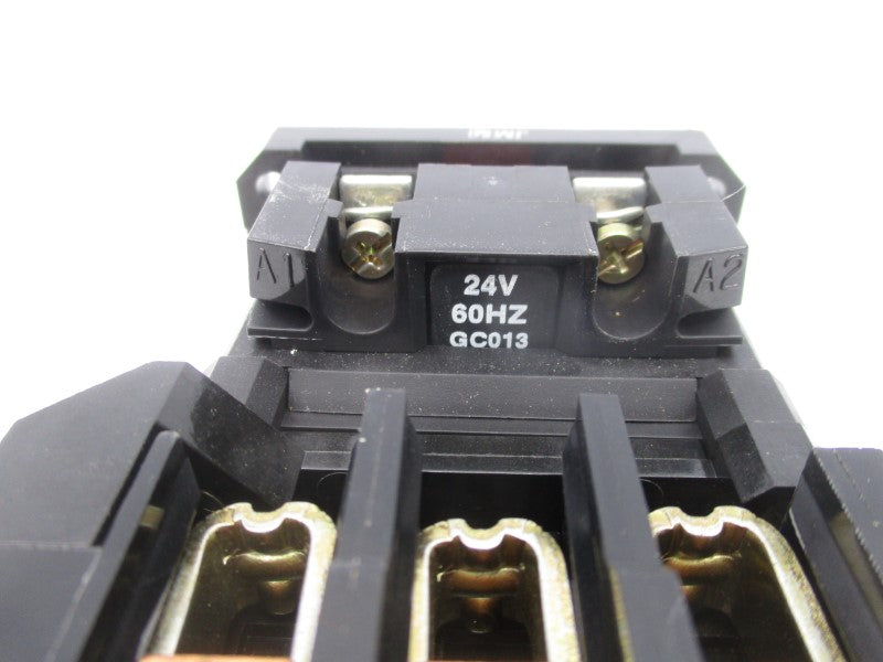 ALLEN BRADLEY 100-A45NJ3 SER. C 24V (BR/YL) NSMP