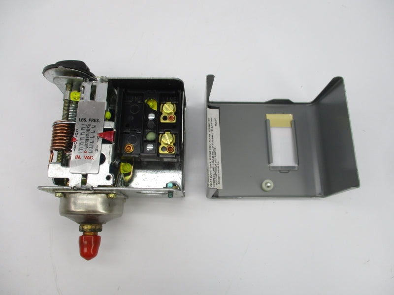 JOHNSON CONTROLS P70AB-1C 600V 4.8A 20-100PSI NSMP