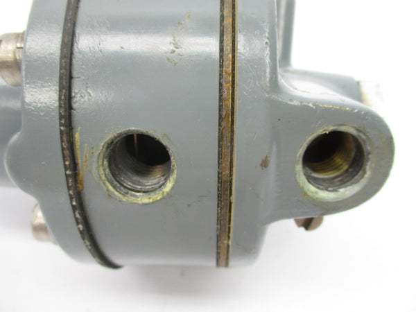 MOORE PRODUCTS 40-7 14870-3/10MB UNMP