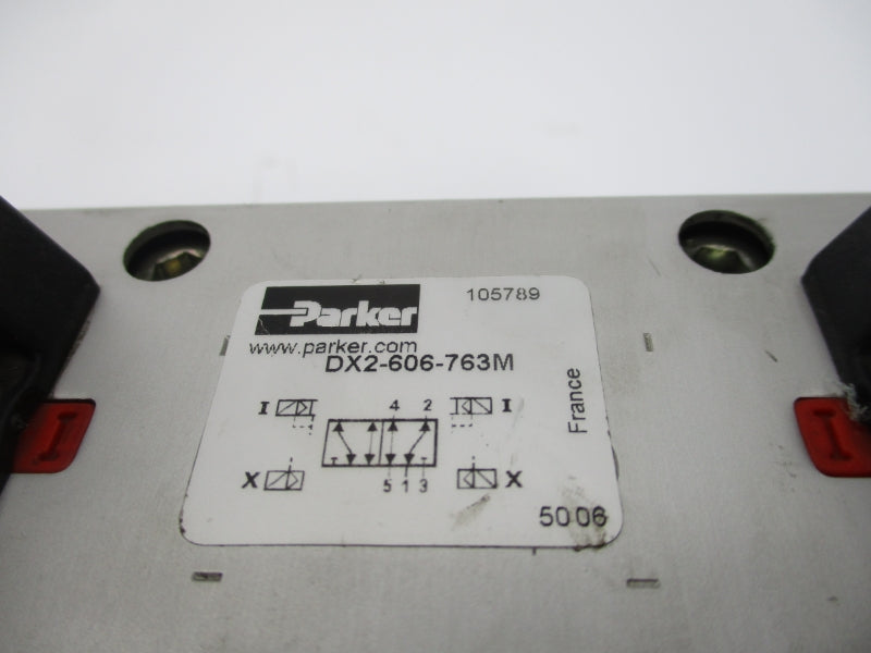 PARKER DX2-606-763M 48V (AS PICTURED) UNMP