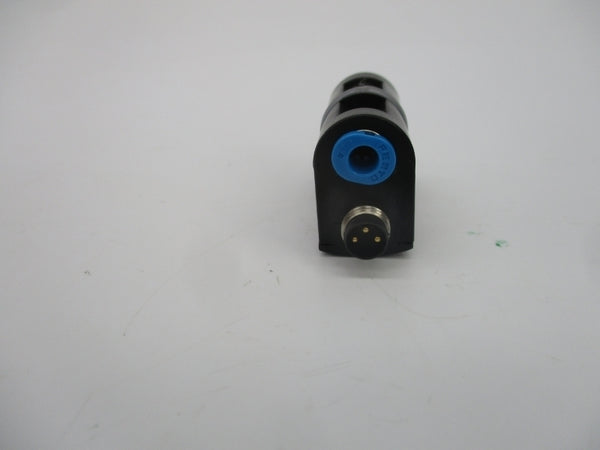 FESTO SDE5-D10-O-Q4-P-M8 527463 15-30VDC NSMP