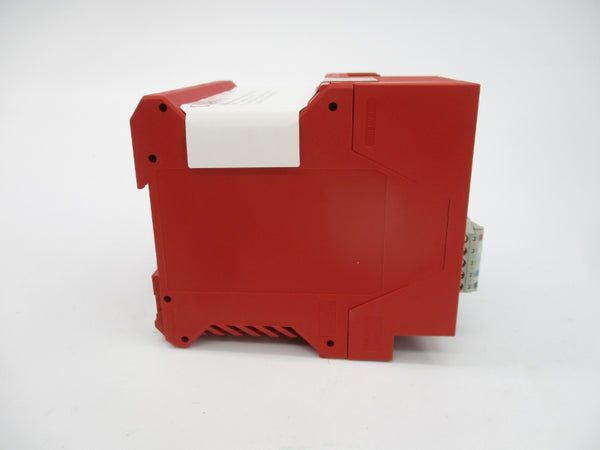 ALLEN BRADLEY 1752-L24BBBE SER. A 24VDC 4A F/W 1.01 NSMP