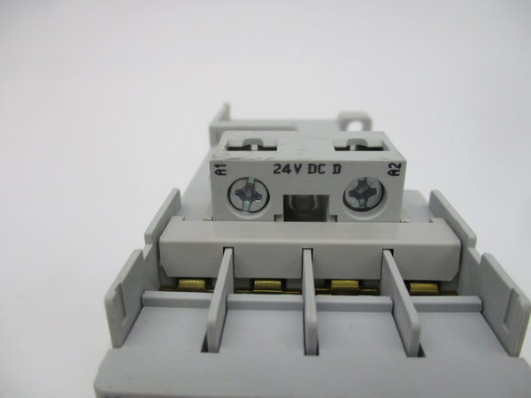 ALLEN BRADLEY 700-CF310DJ SER. A 24VDC 20A (BR/WH) NSMP