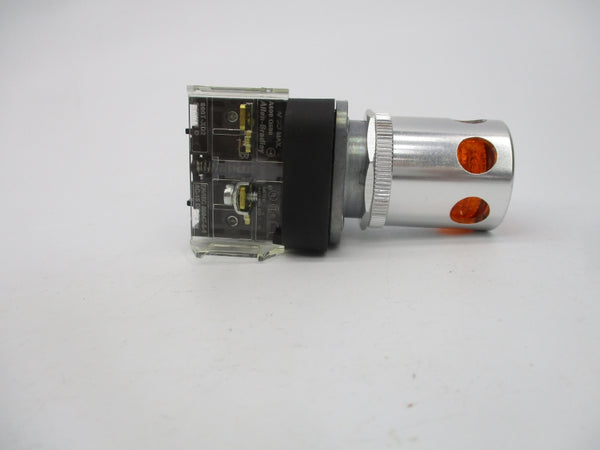 ALLEN BRADLEY 800T-QAH2AD1 SER. U 12-130VAC/DC (AS PICTURED) NSNP