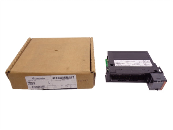 ALLEN BRADLEY 1756-OA16 SER. A F/W 3.2 120/240VAC 0.5A NSMP