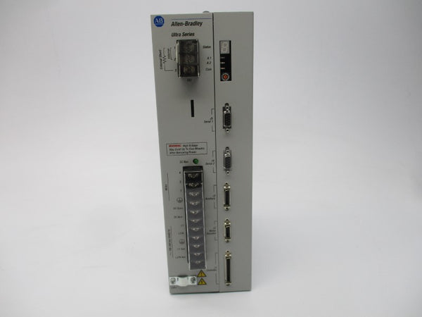 ALLEN BRADLEY 1398-DDM-020 SER. A 120/240VAC F/W 1.32 NSMP