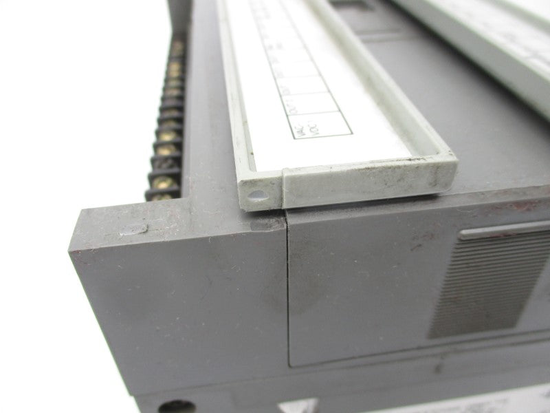 ALLEN BRADLEY 1747-L30C SER. C F/W 6 240VAC 7.5A (AS PICTURED) UNMP