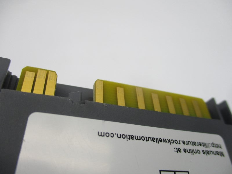 ALLEN BRADLEY 1734-OA2 SER. C F/W 3.022 5VDC UNMP