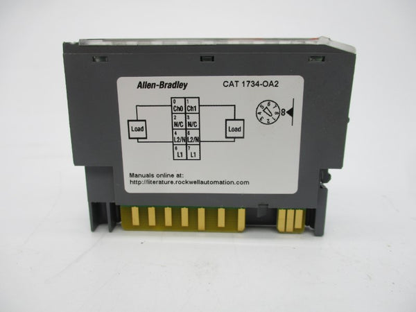 ALLEN BRADLEY 1734-OA2 SER. C F/W 3.022 120/220VAC 1.5A UNMP