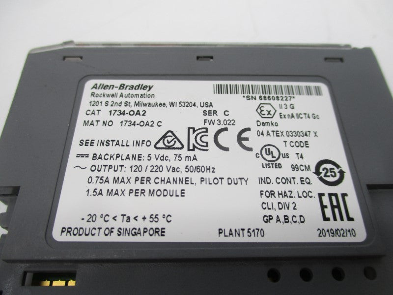 ALLEN BRADLEY 1734-OA2 SER. C F/W 3.022 120/220VAC 1.5A UNMP