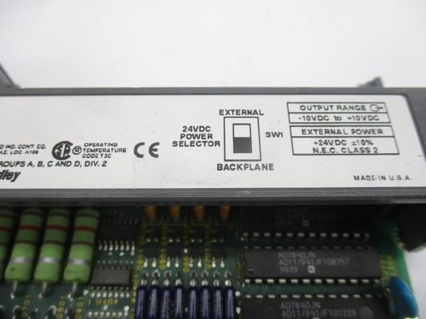 ALLEN BRADLEY 1746-NO4V SER. A 24VDC (NO TERMINAL) (NO DOOR) UNMP