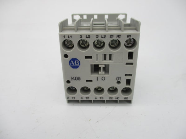 ALLEN BRADLEY 100-K09ZJ01 SER. A 24VDC (WH) NSMP
