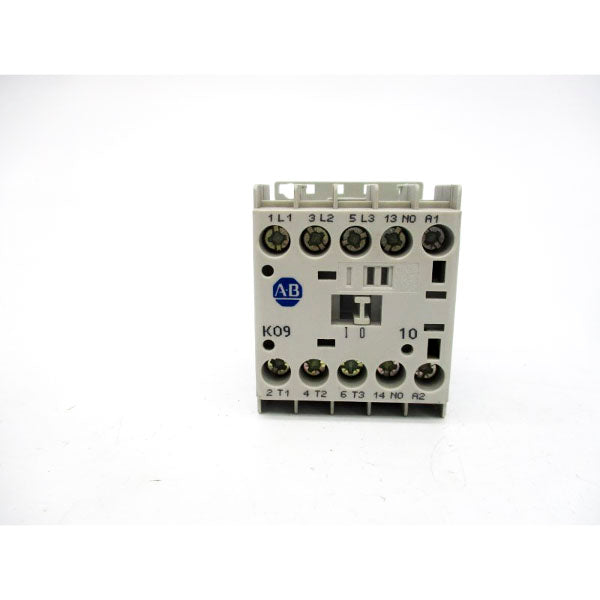 ALLEN BRADLEY 100-K09D10 SER. A 110/120V NSNP