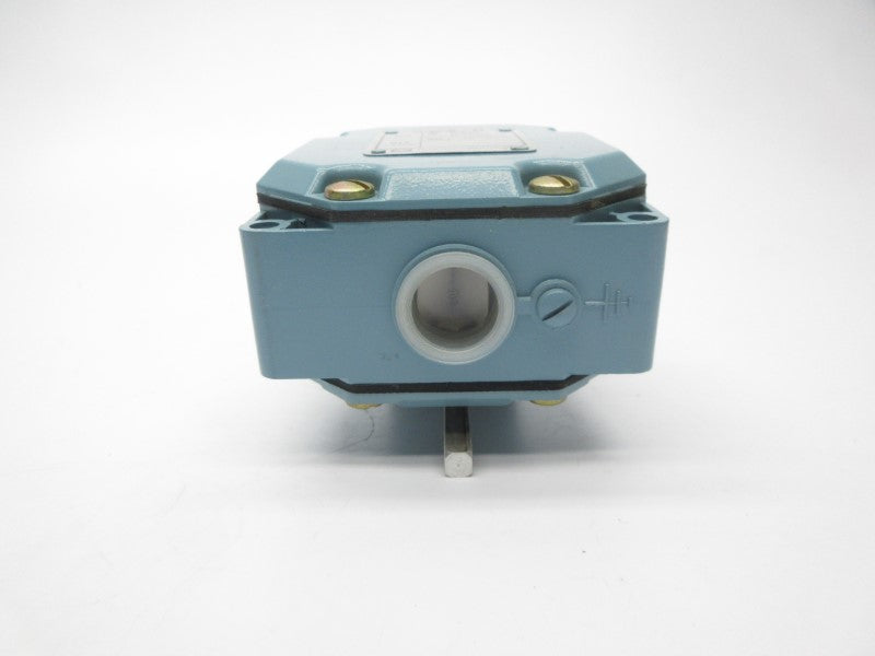 TELEMECANIQUE XC2-R 600V NSNP