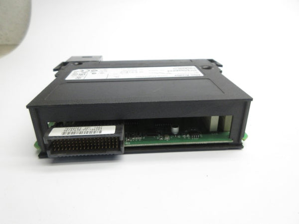 ALLEN BRADLEY 1756-OW16I SER. A F/W 3.003 24VDC (NO DOOR) UNMP