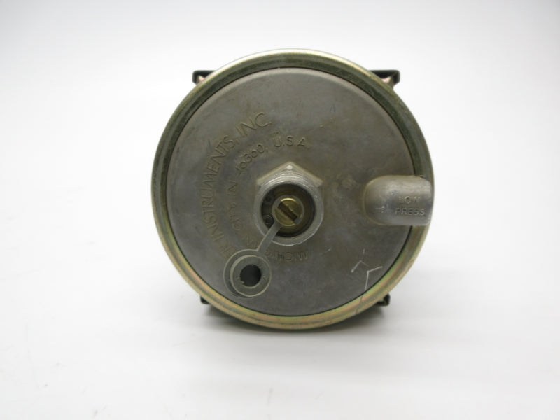 DWYER 1823-40-2S 480VAC 15A 25PSI UNMP