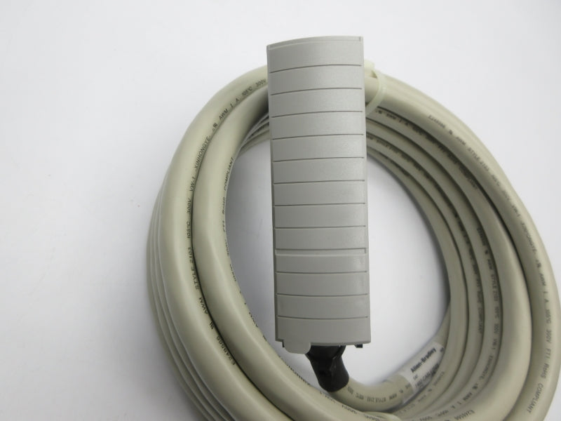 ALLEN BRADLEY 1492-CABLE050Y SER. E (BR/WH) NSMP