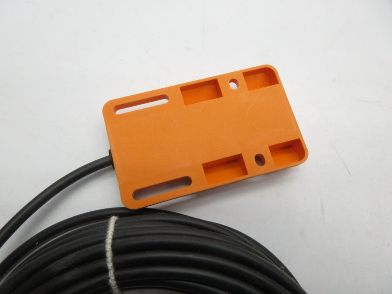 IFM EFECTOR IW-3008-APKG/63 IW5054 10-36VDC NSMP