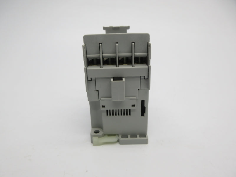 ALLEN BRADLEY 100-C12D10 SER. A 110/120V (WH) NSMP