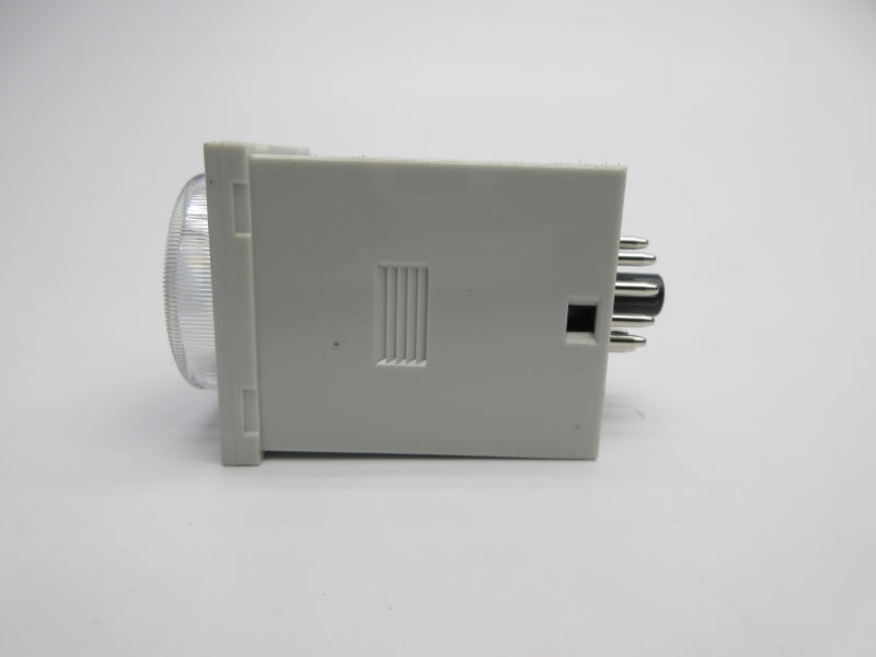 ALLEN BRADLEY 700-HR52TA17 SER. D 100-120VAC 0.05S-300H NSNP