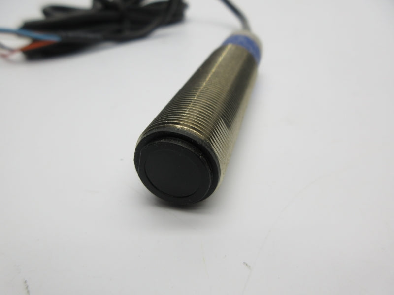 TELEMECANIQUE XU2M18NP340-R 12-24V NSNP