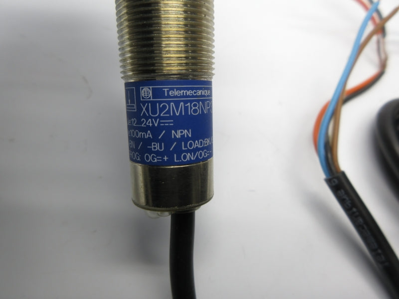TELEMECANIQUE XU2M18NP340-R 12-24V NSNP